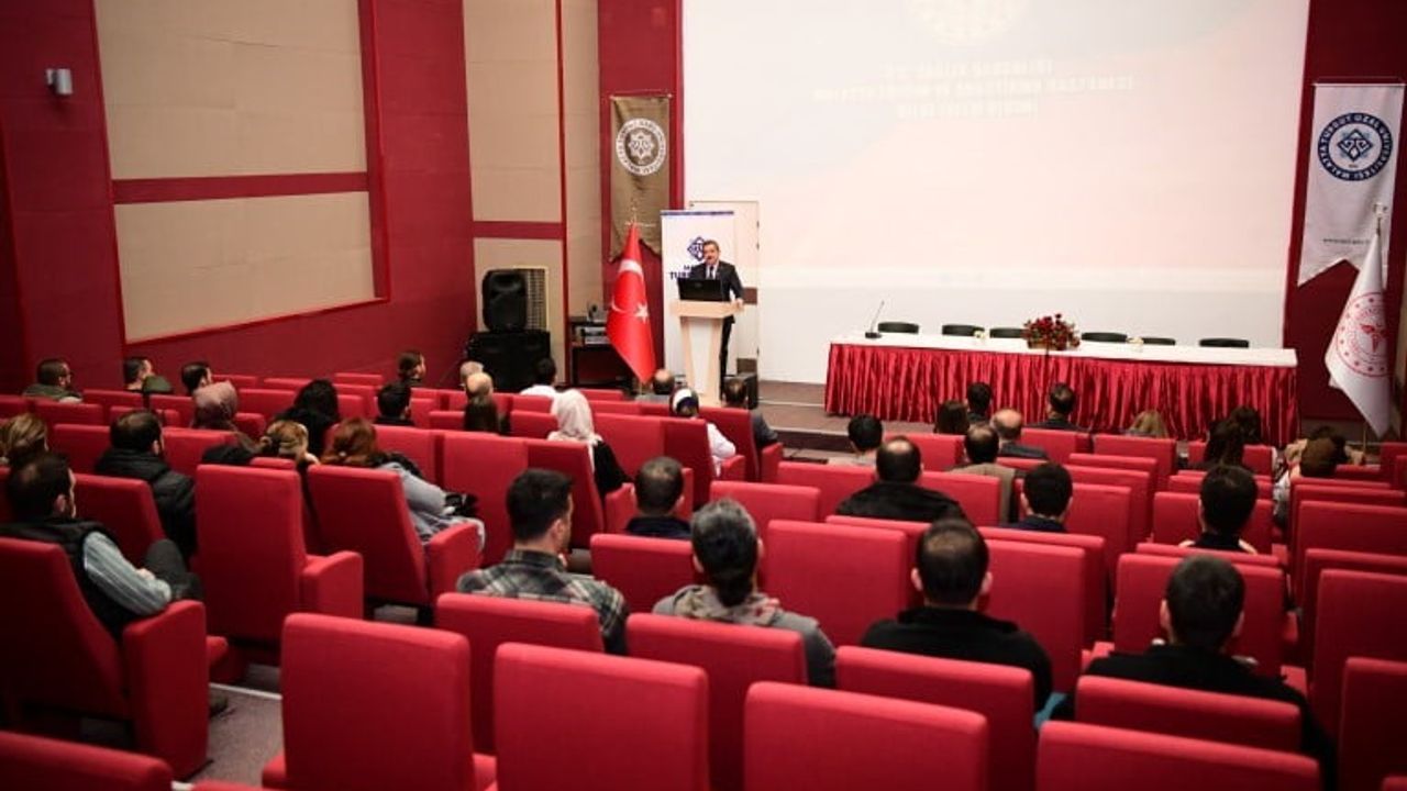 II. MTÜ Sağlıkta Yapay Zeka Çalıştayı Malatya Eğitim ve Araştırma Hastanesinde gerçekleştirildi