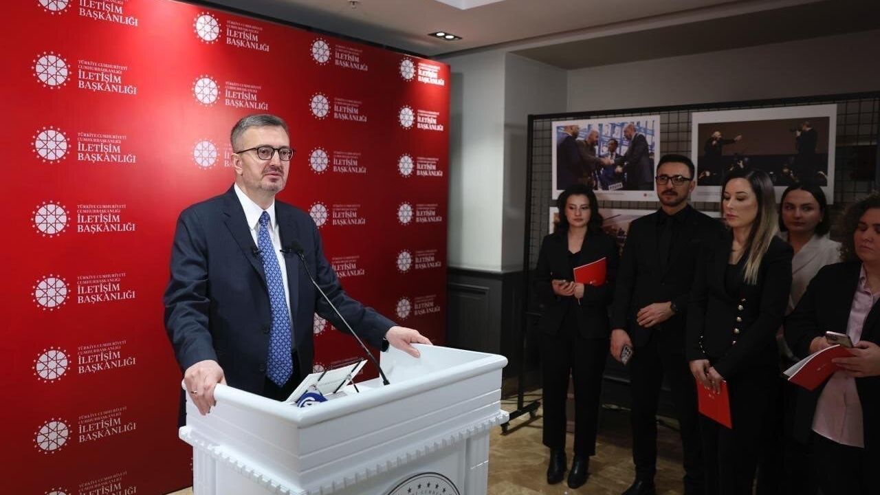 İletişim Başkanlığı'ndan 10 Ocak'a özel 'Gazeteciliğin Yolculuğu' fotoğraf sergisi