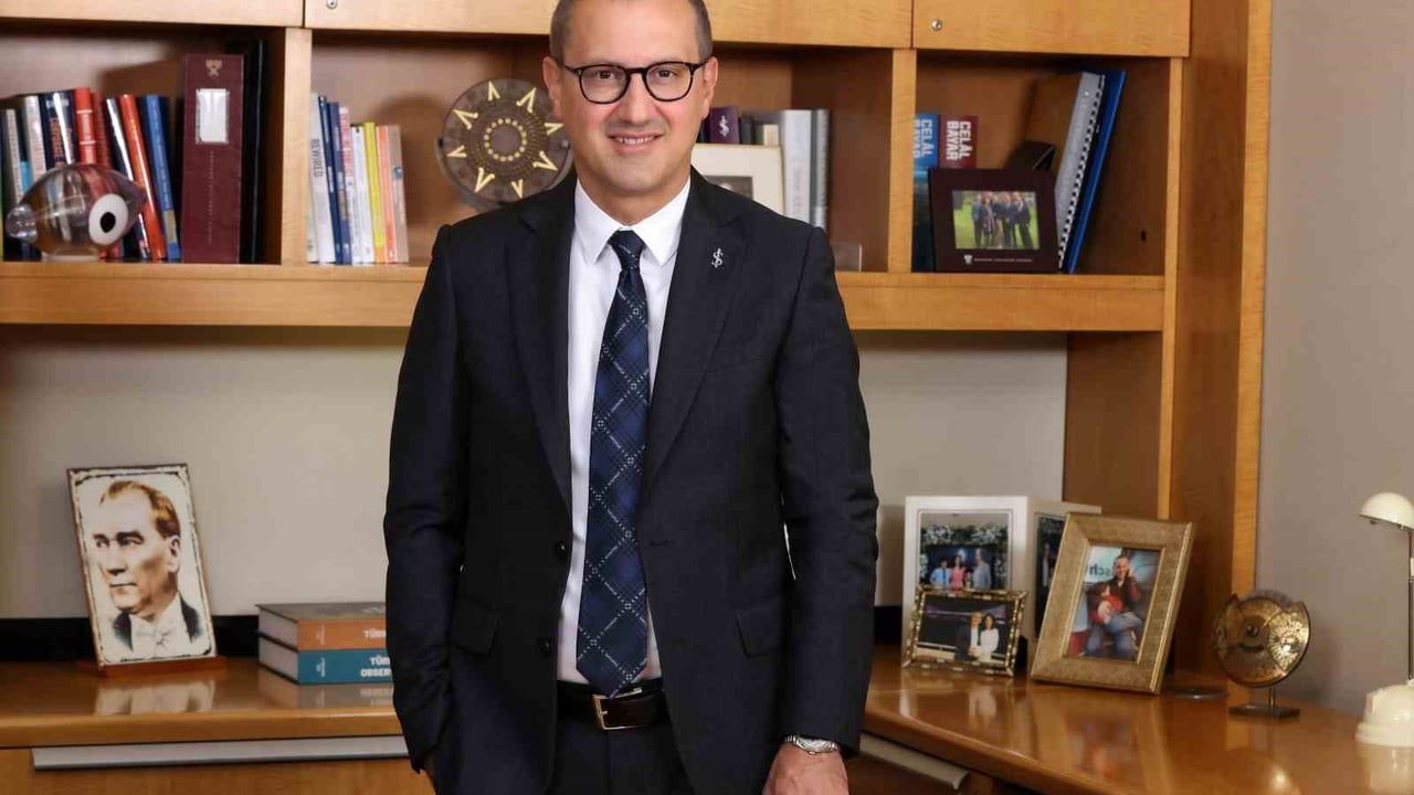 İş Bankası, kişiye özel sadakat programı İş Black’i başlattı