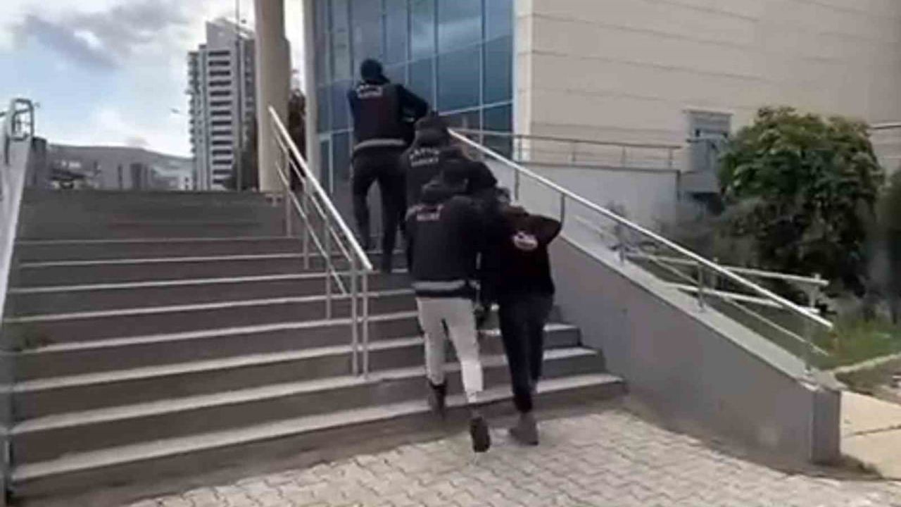 İskenderun'da hapis cezası ile aranan 3 kişi tutuklandı