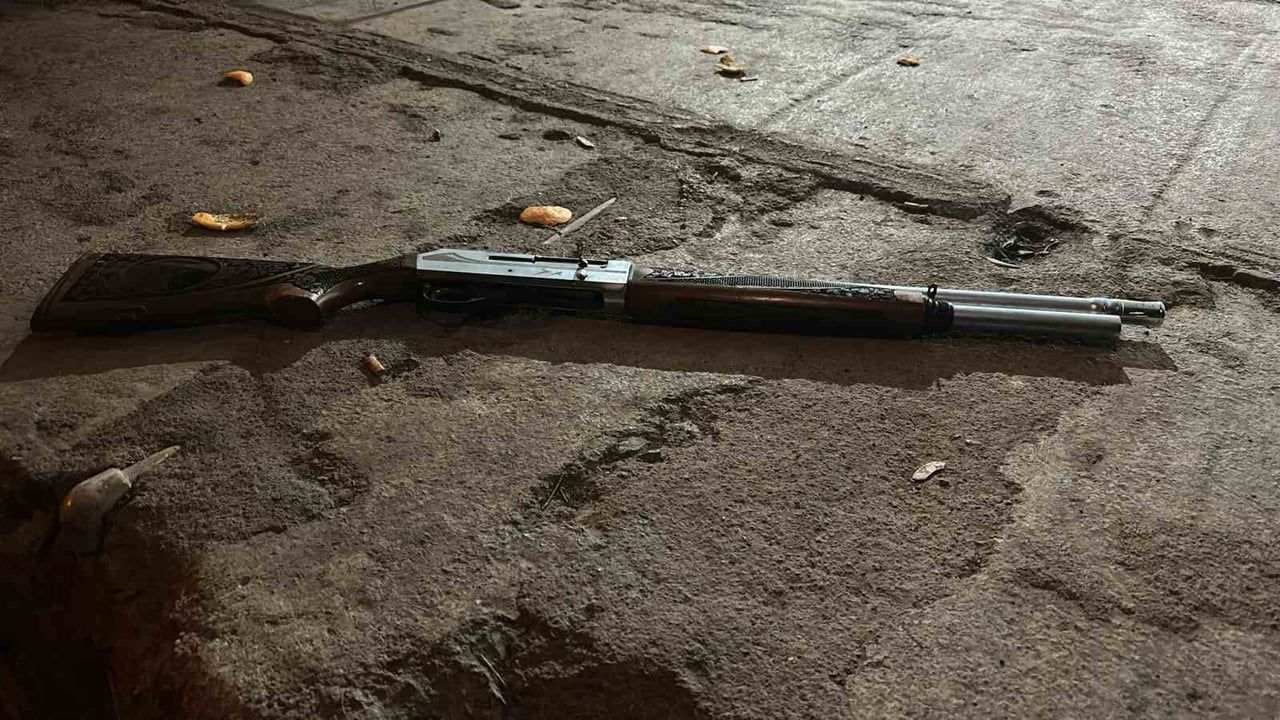 İskenderun'da yılbaşı kutlamasında havaya pompalı tüfekle ateş açan kişi gözaltına alındı