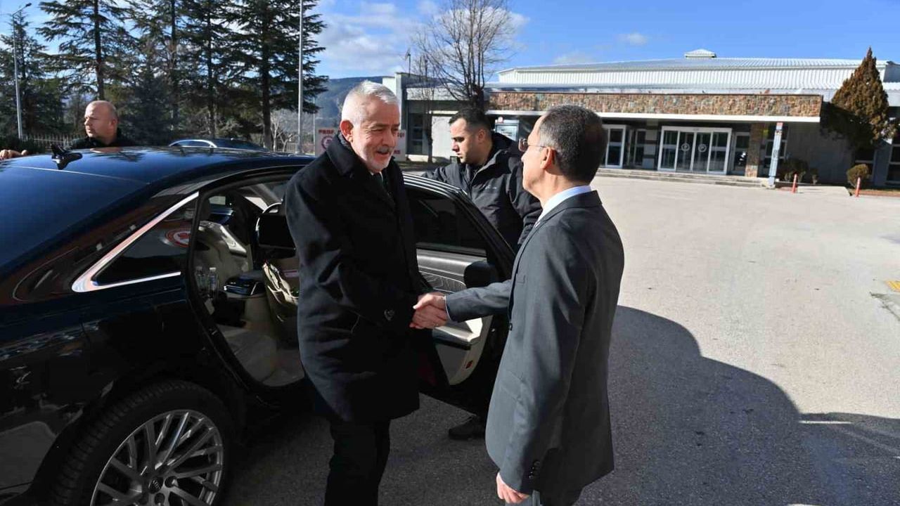 Isparta’da 105 yatak kapasiteli yoğun bakım ünitesi inşaatı SDÜ'ye devredildi