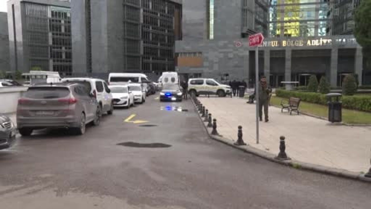 İstanbul'da Hakimi Vuran Savcı Hakkında 'Adam Öldürmeye Teşebbüs' Soruşturması: Gözaltı Kararı