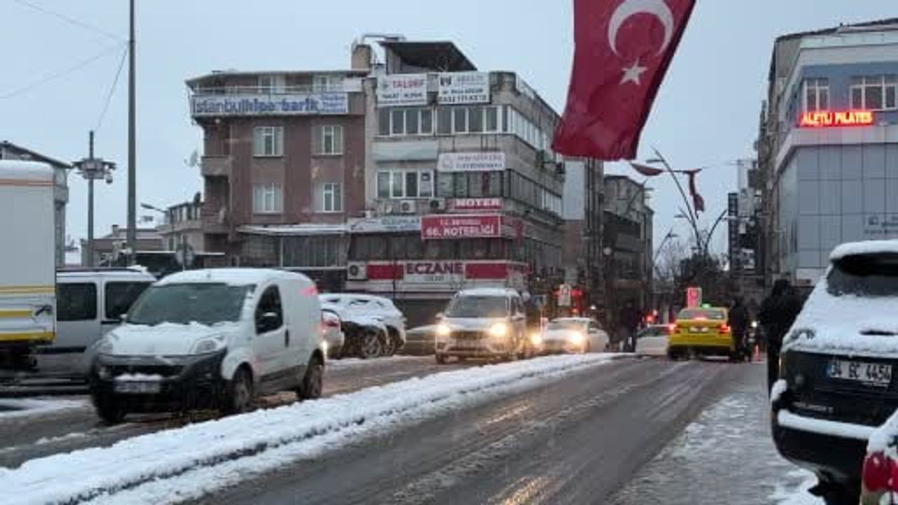 İstanbul’da kar: 19.01.2026 Pazartesi saat 10.00’dan itibaren ağır taşıtlara ve kuryelere trafik yasağı