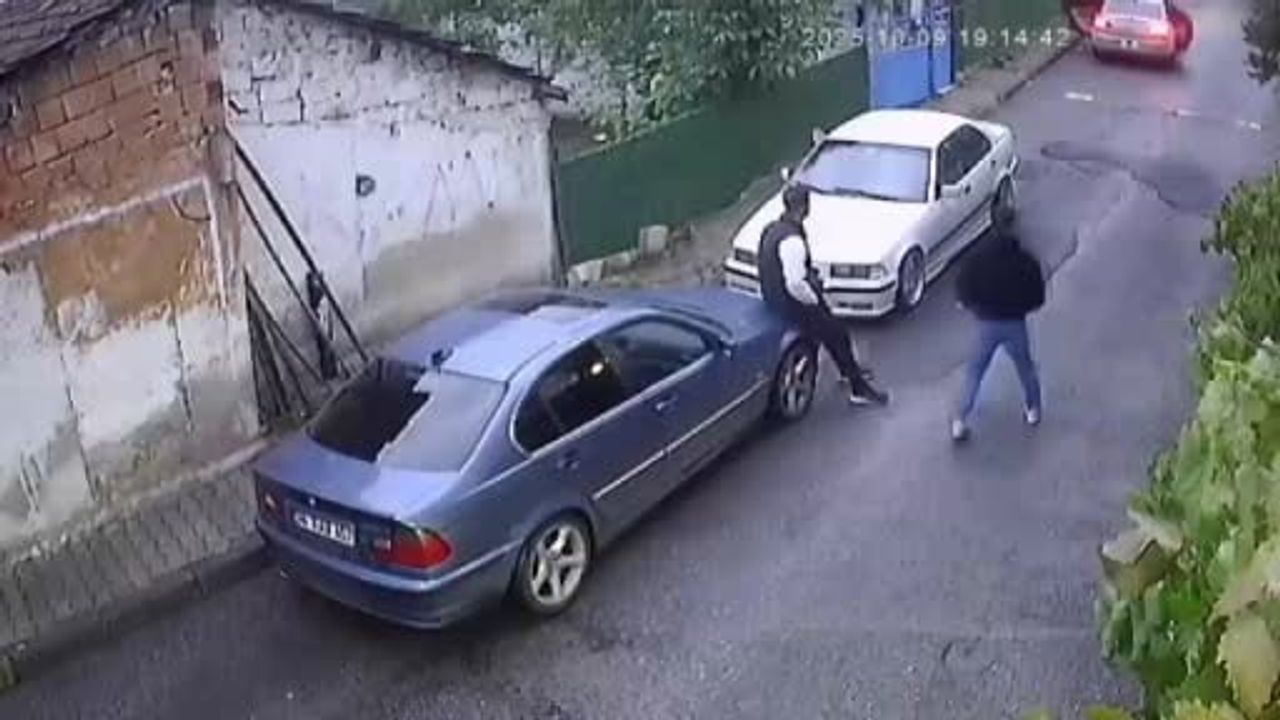 İstanbul'da kasten öldürme ve örgüt suçlamalarıyla aranan 2 kişi yakalandı