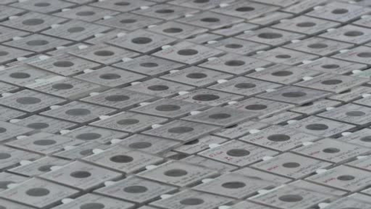 İstanbul'da tarihi eser kaçakçılığına darbe: 5.029 parça ve Osmanlı kalkan‑miğfer grubu ele geçirildi