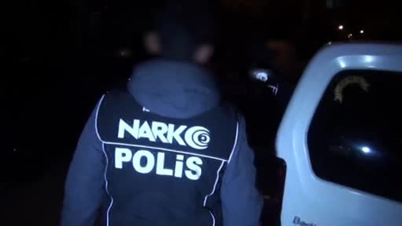 İstanbul'da uyuşturucu operasyonu: 517 kilo 800 gram katkı maddesi ve 1 milyon 250 bin hap ele geçirildi, 2 gözaltı