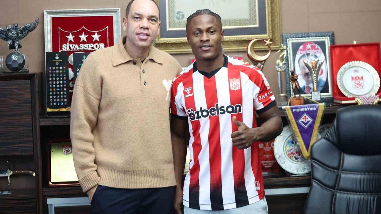 Jonathan Okoronkwo resmen Özbelsan Sivasspor'da