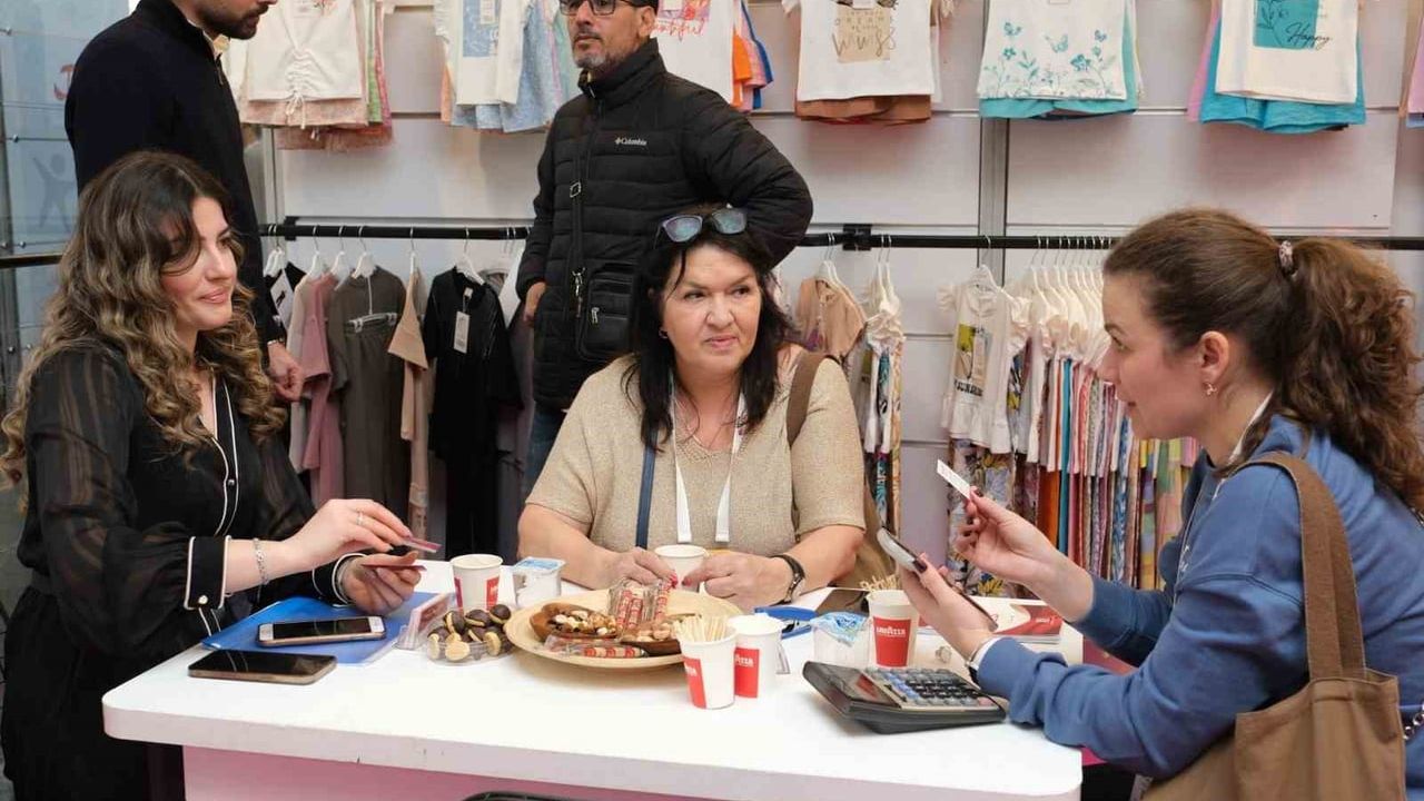 Junioshow 2026: Bursa'da Bebe ve Çocuk Konfeksiyonunda Marka ve İhracat Odaklı Buluşma