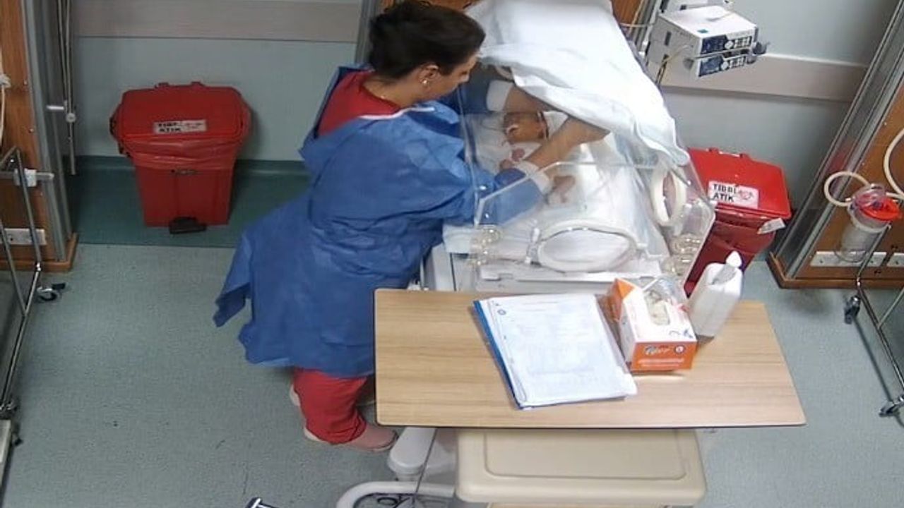 Kahramanmaraş'ta 5 günlük bebeğe şiddet iddiası: Hemşire H.D.B. hakkında tutuklama kararı, yakalama çalışması sürüyor