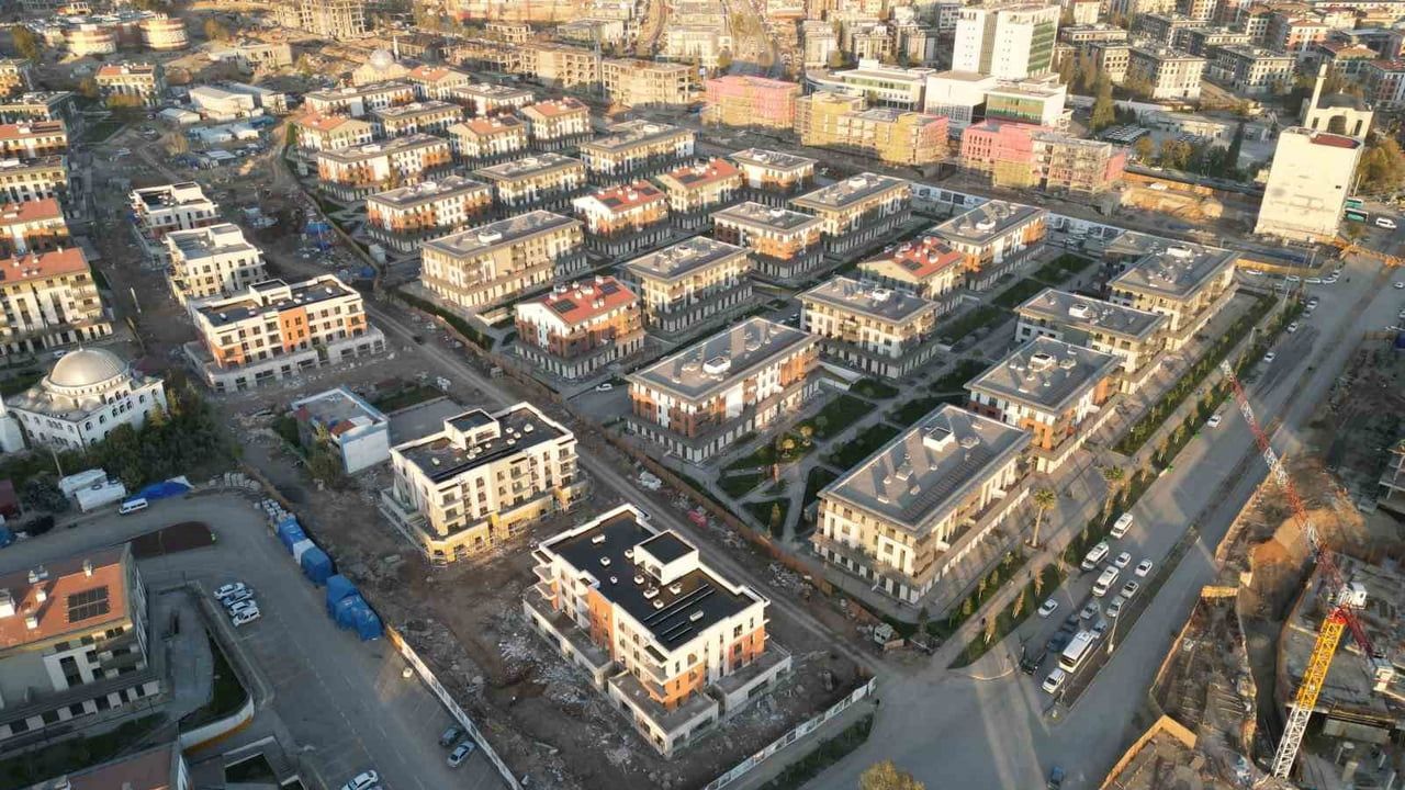 Kahramanmaraş’ta Onikişubat: Hayrullah ve Şazibey mahallelerinde şehir silueti değişti