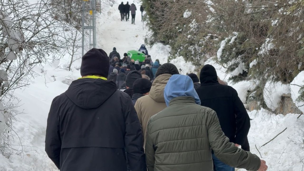 Karabük Valiliği: Bulak'ta 80 yaşındaki Zehra Bölüm'ün ölümüyle ilgili yanlış paylaşımlara itibar edilmemeli