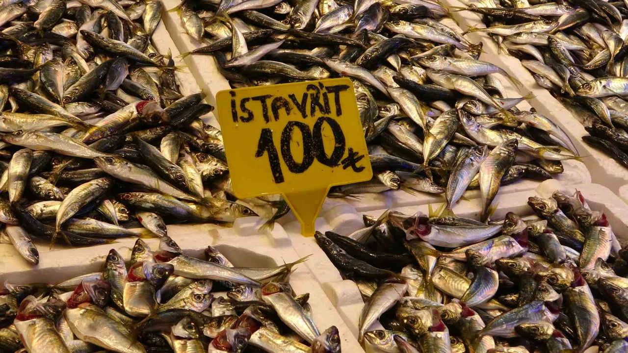 Karadeniz fırtınası avı azalttı; tezgâh fiyatları büyük değişim göstermedi