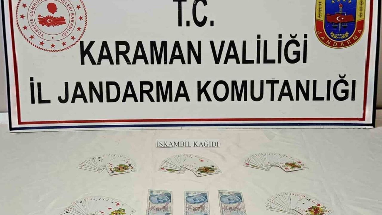 Karaman'da jandarma uygulaması: 21 aranan şahıstan 4'ü tutuklandı