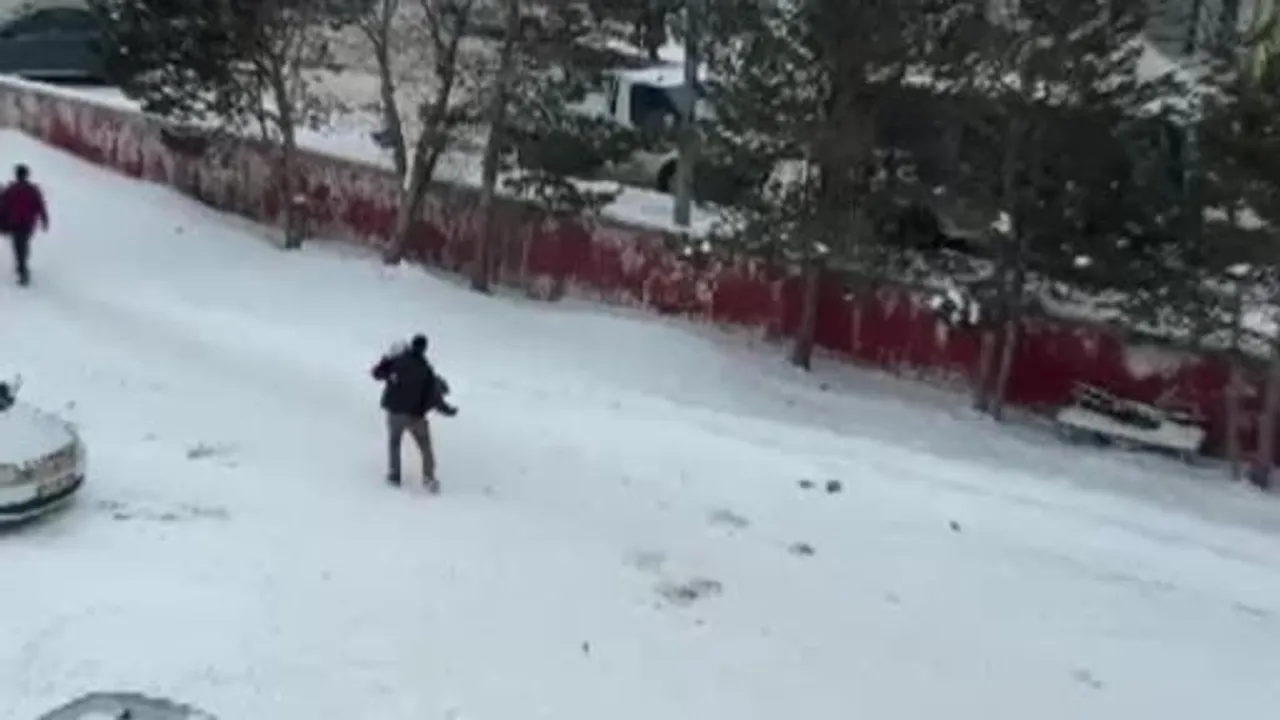 Kars'ta Oğul Annesini Kucağında Taşıdı: Selim'de Vefa Dolu Anlar