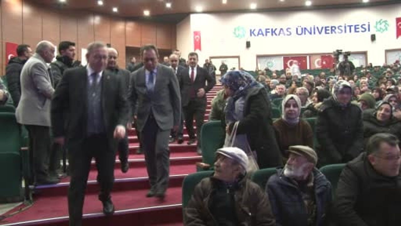 Kars’ta Yüzyılın Konut Projesi kapsamında 1.730 konutun hak sahipleri noter kurasıyla belirlendi