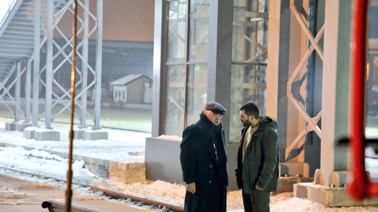 Kars Valisi Ziya Polat, "Veliaht" dizisi setini ziyaret etti