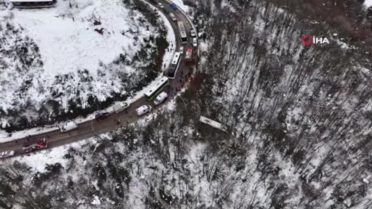 Kartepe’de otobüs şarampole yuvarlandı: yaralı sayısı 39’a yükseldi