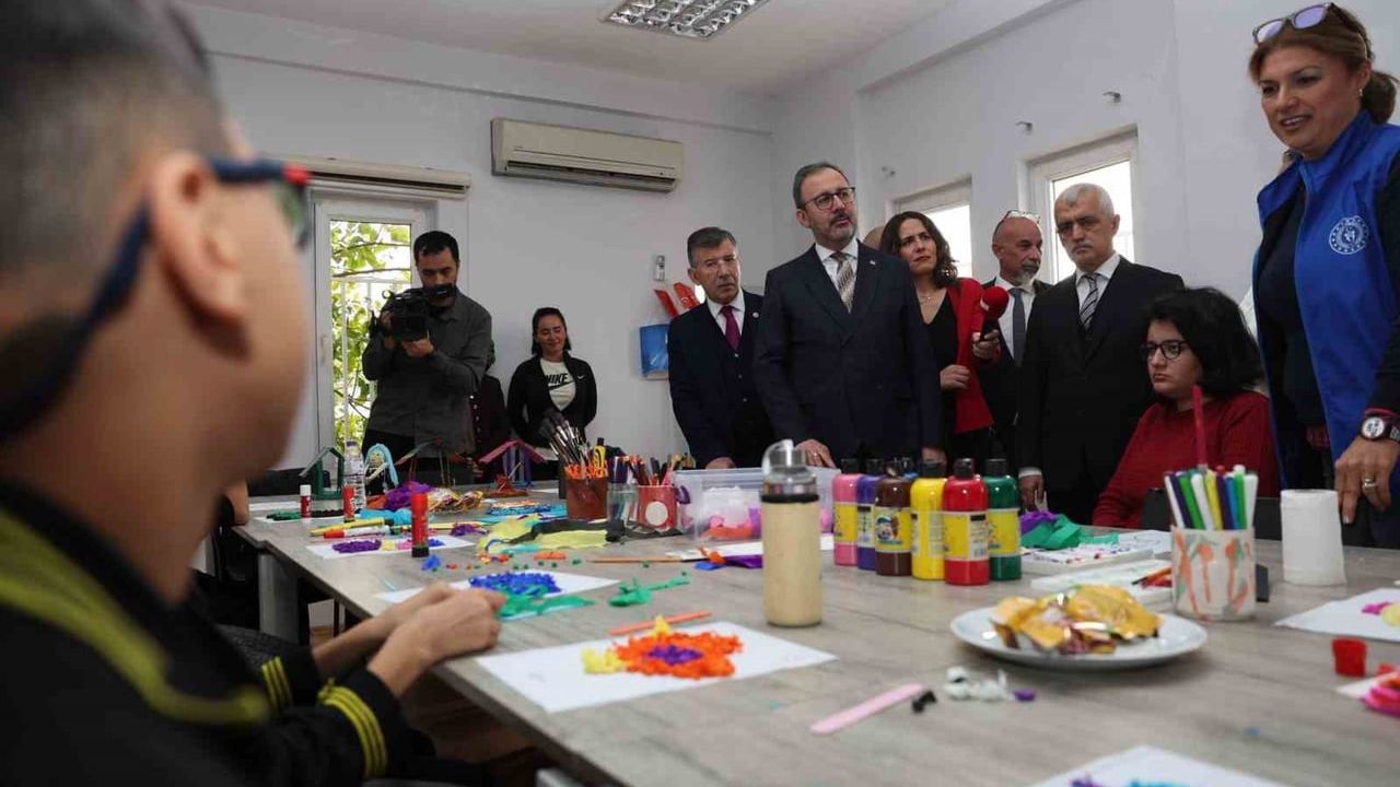 Kasapoğlu: 'Mesele mevzuat değil, hayatın kendisi' — TBMM Komisyonu Antalya Bölge Toplantısı