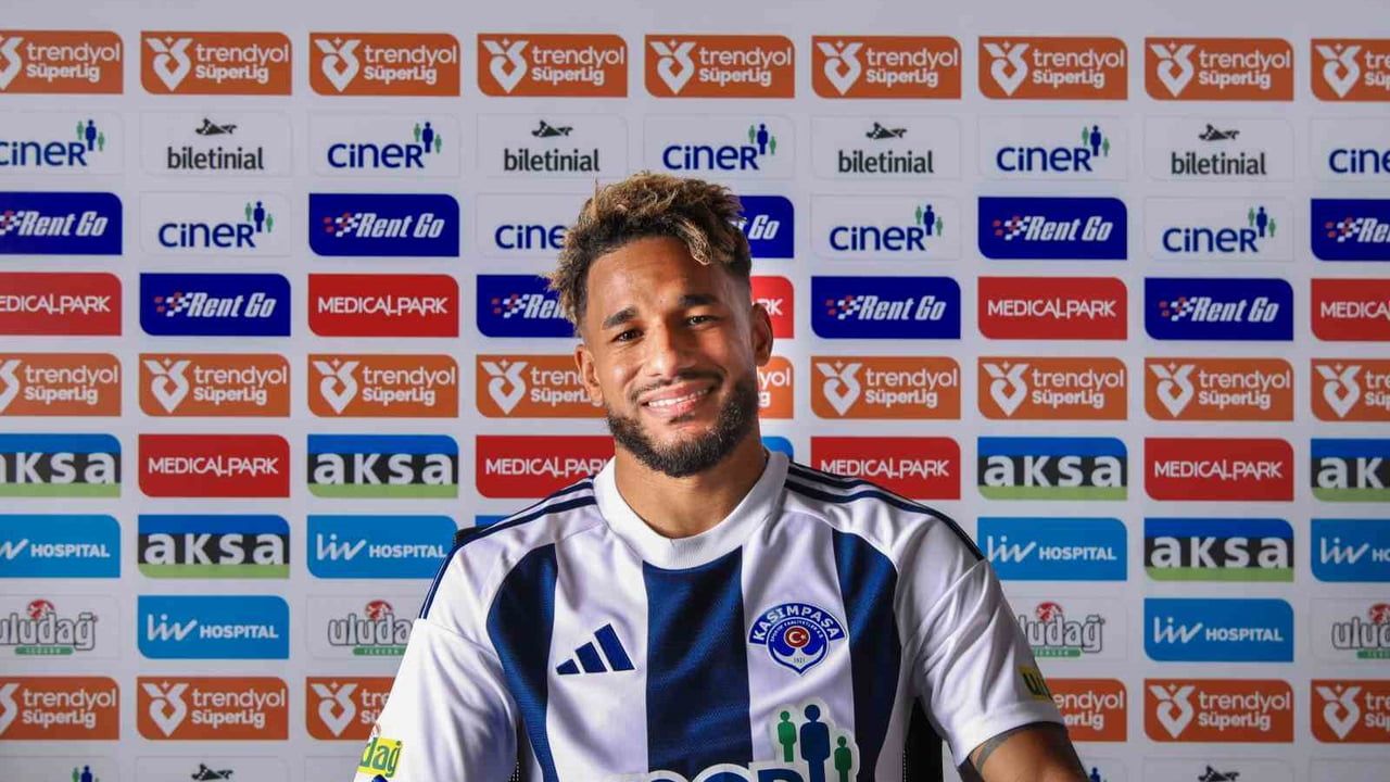 Kasımpaşa, Gabonlu sağ kanat Jim Allevinah'ı kadrosuna kattı