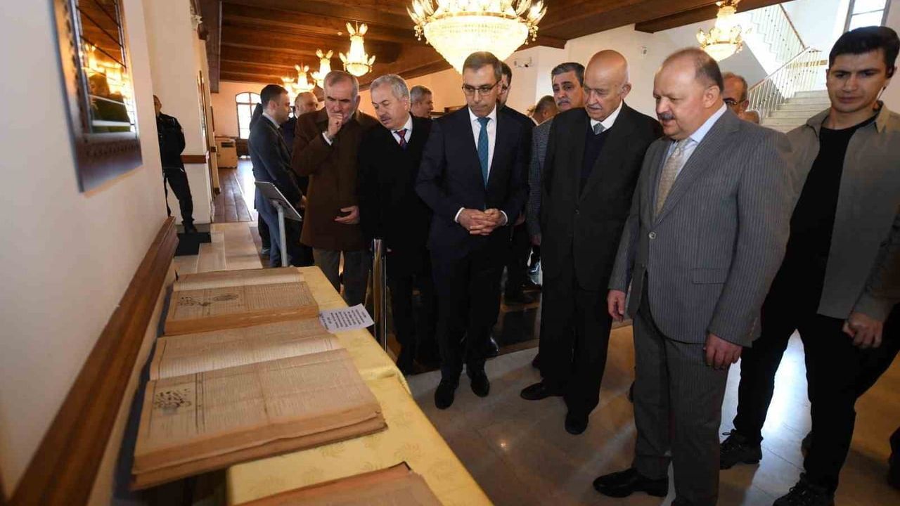 Kastamonu’da gazetelerle basın tarihine ışık tutan sergi açıldı