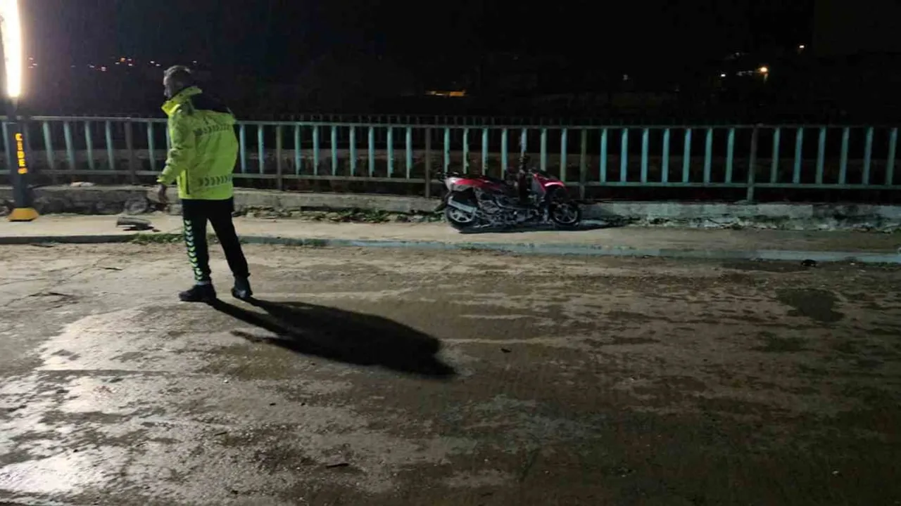 Kastamonu’nun Cide ilçesinde iki motosiklet çarpıştı: 2 yaralı