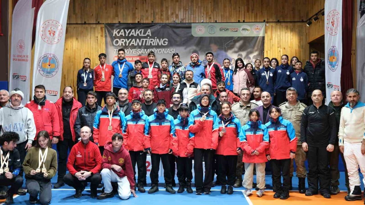 Kayakla Oryantiring Şampiyonası ve Milli Takım Seçmeleri Refahiye'de tamamlandı