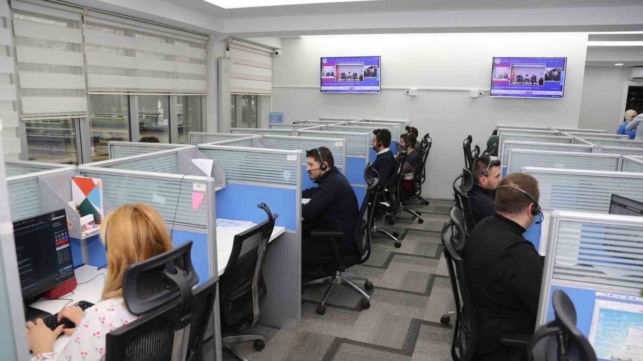 Kayseri Büyükşehir'in Alo 153 İletişim Merkezi 2025'te 1 milyon 193 bin 60 çağrıya yanıt verdi