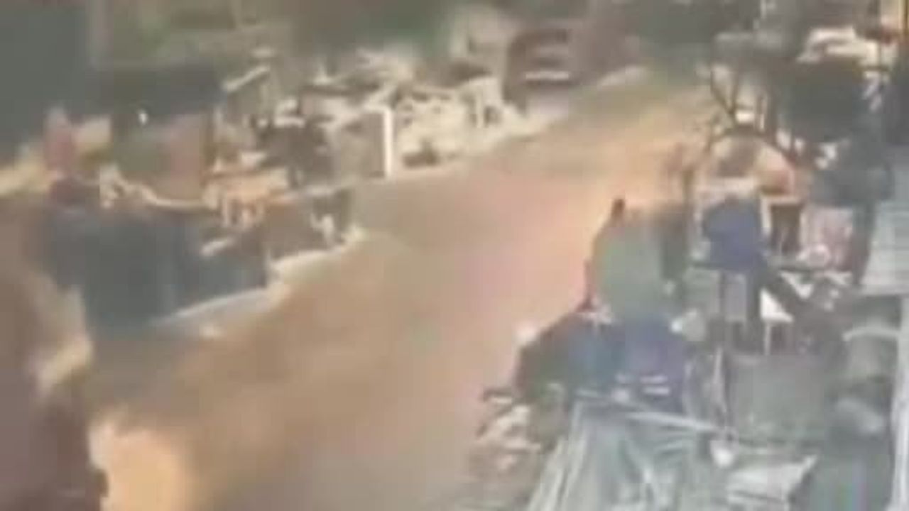 Kayseri'de 250 bin TL değerinde hurda çalan 2 kişi yakalandı