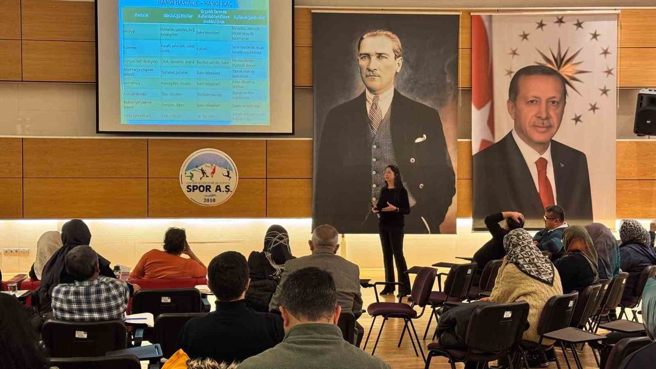 Kayseri'de Doğal Üretim Bahçesi kullanıcılarına sertifikalı organik tarım eğitimi tamamlandı