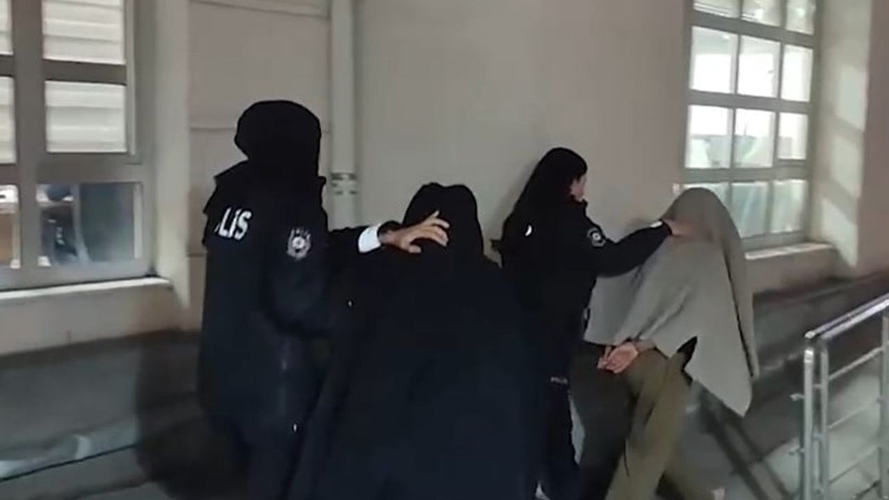 Kayseri'de fuhuş pazarlığı sonrası hırsızlık ve yağma iddiası: 2 şüpheli yakalandı, çalıntılar iade edildi