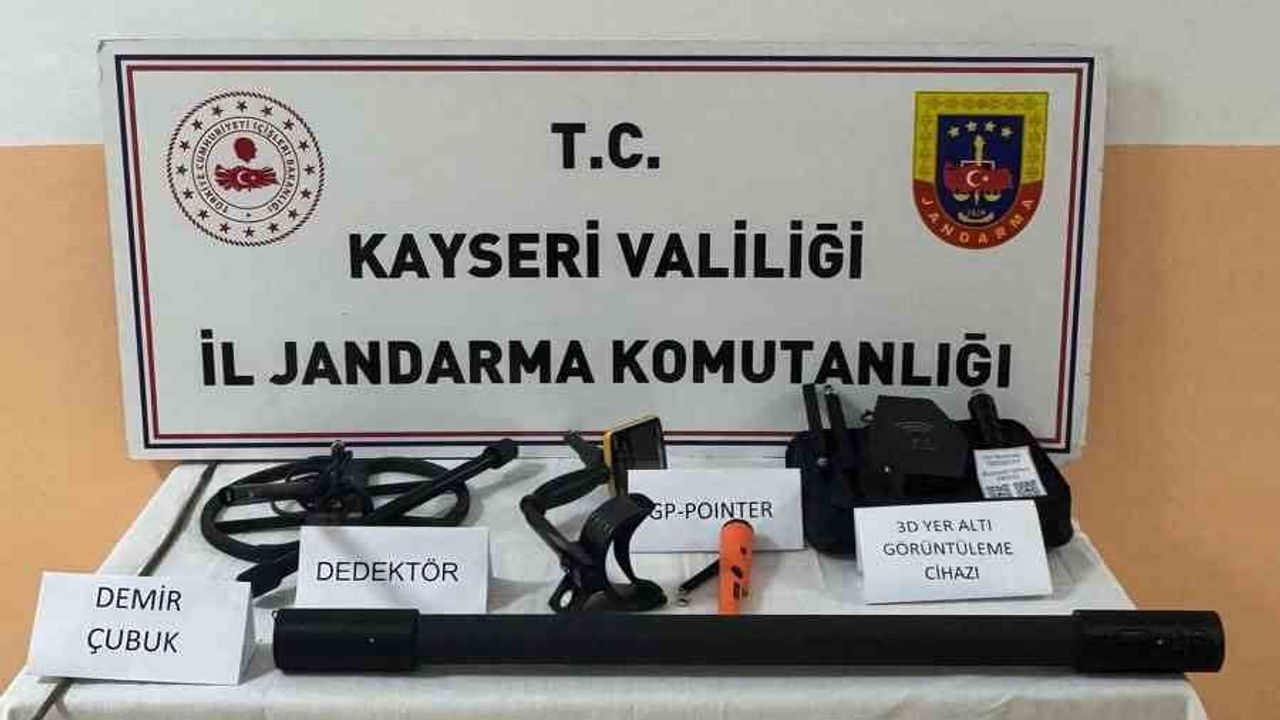 Kayseri'de kaçak kazı operasyonu: Tomarza'da 3 kişi suçüstü yakalandı