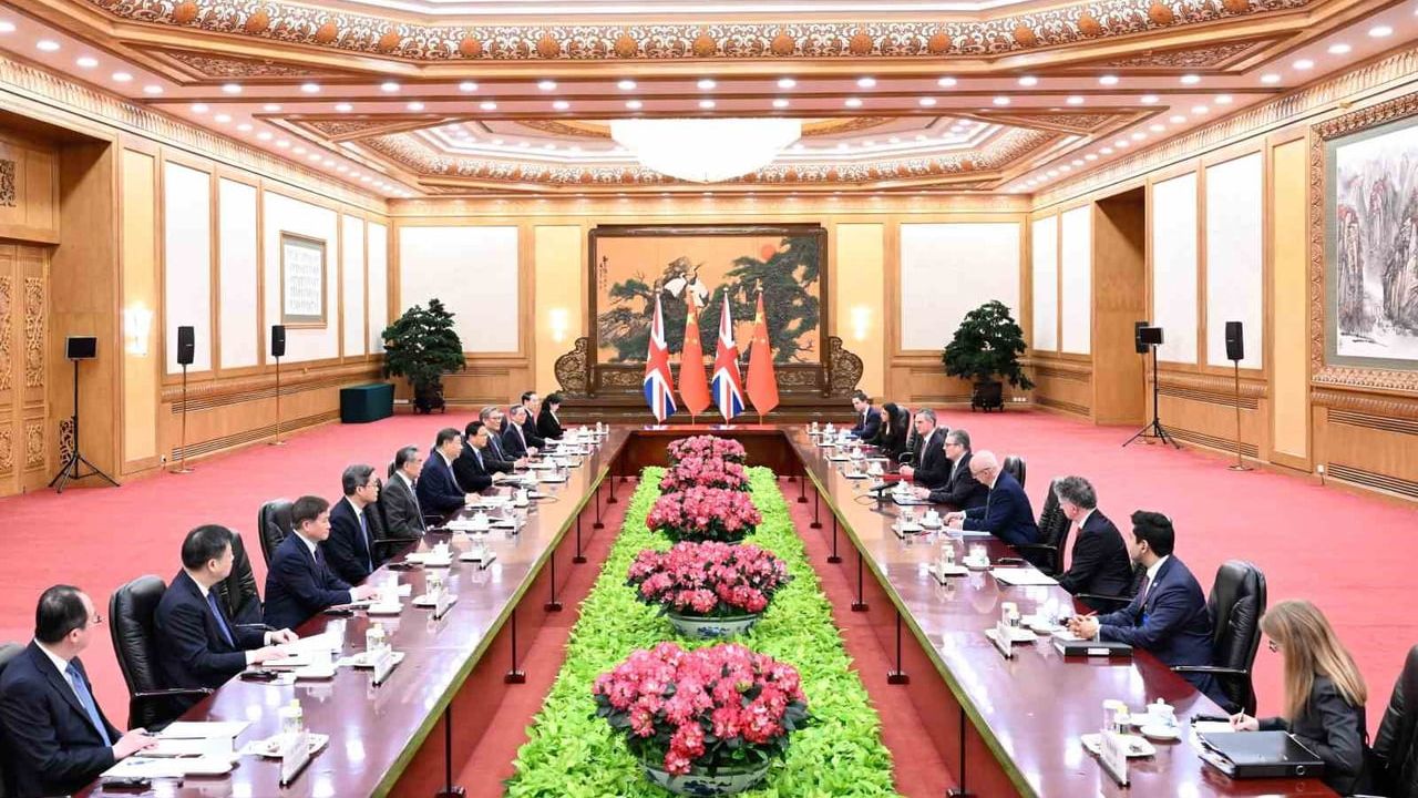 Keir Starmer Pekin'de Xi Jinping ile 80 dakikalık görüşme gerçekleştirdi
