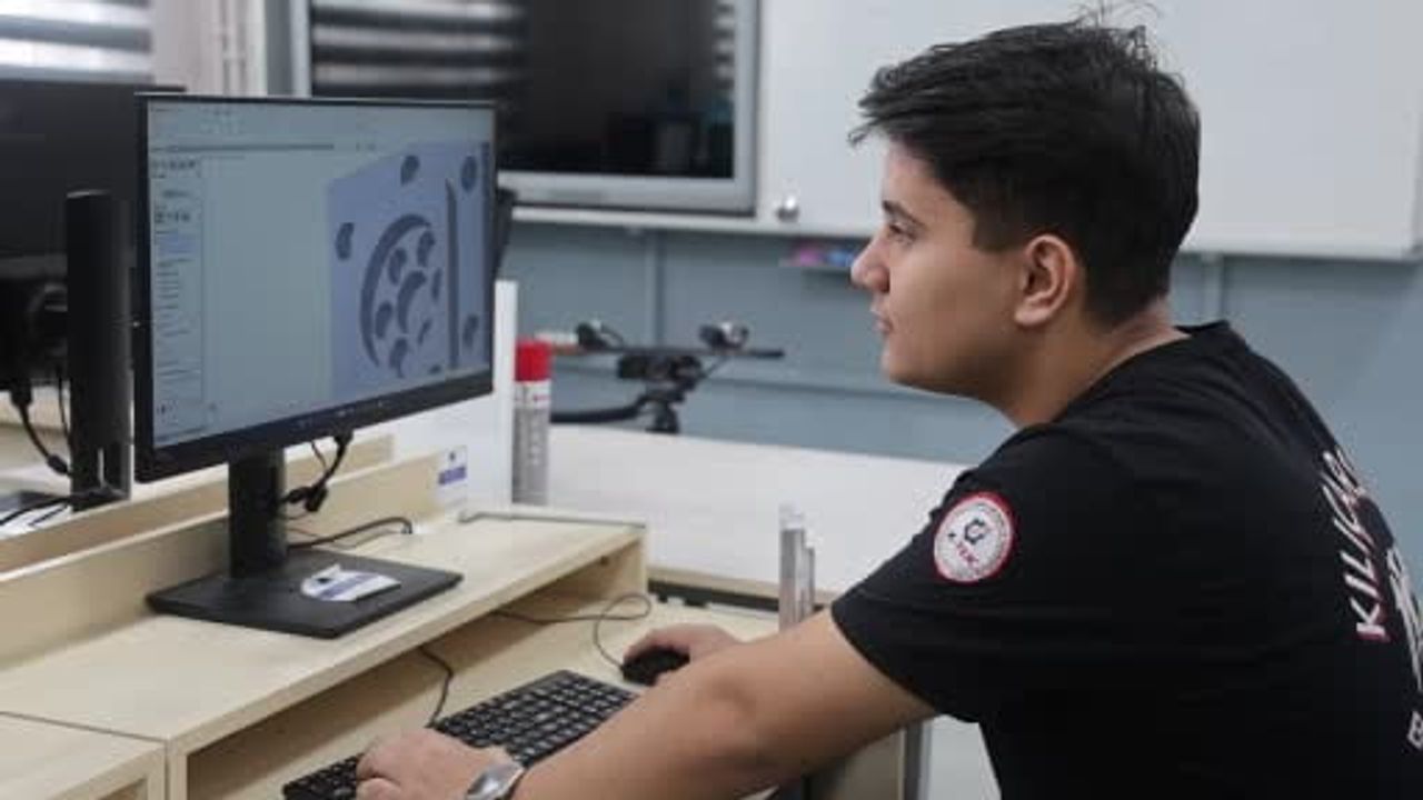 Kılıçarslan Mesleki ve Teknik Anadolu Lisesi, üretim eğitimiyle 12 milyon lira ciroya ulaştı