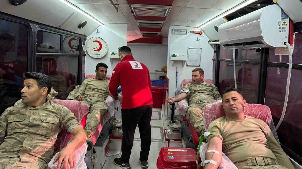 Kilis Musabeyli Jandarması, Türk Kızılayı’nın Kan Bağışı Kampanyasına Destek Verdi