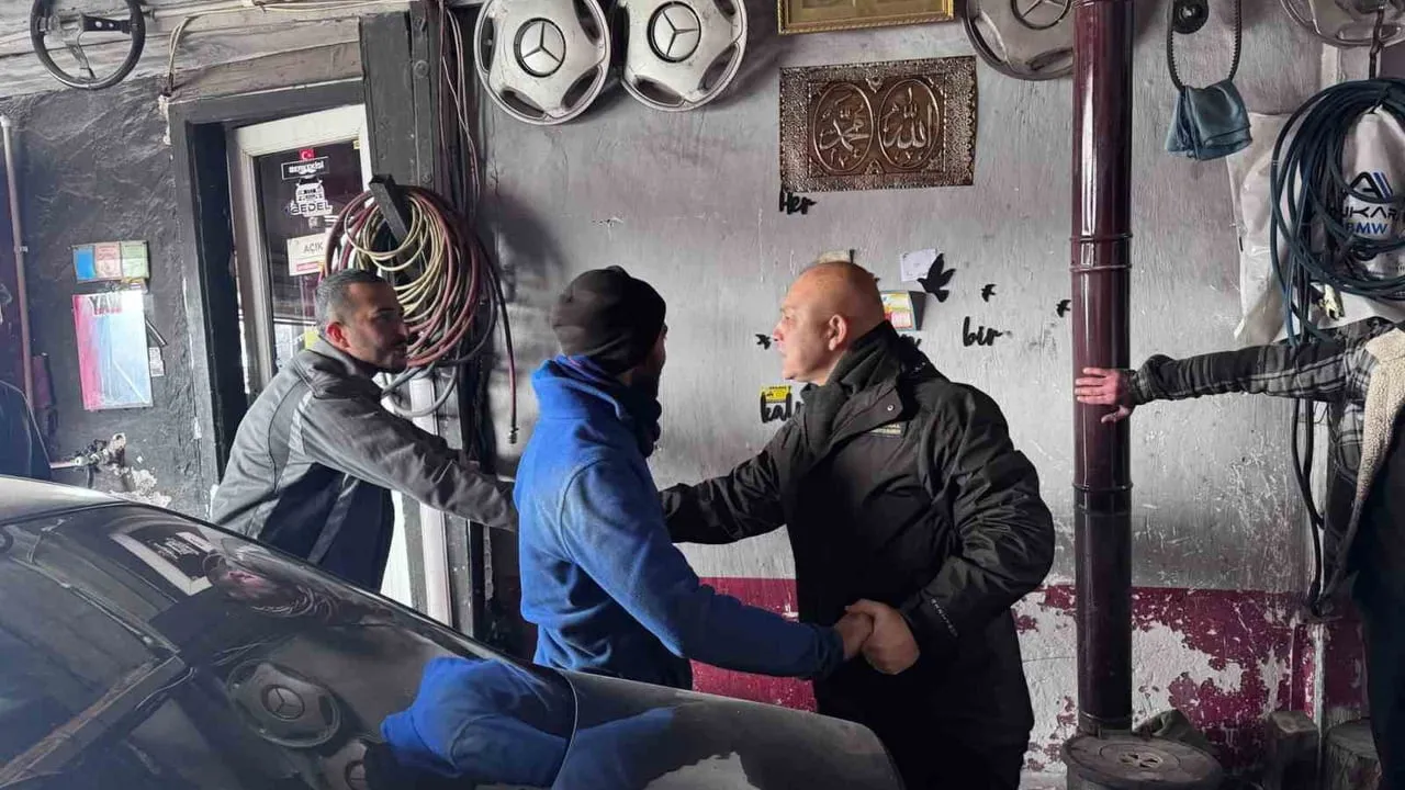 Kırıkkale Belediye Başkanı Ahmet Önal esnaf ve vatandaşlarla istişare toplantıları gerçekleştirdi