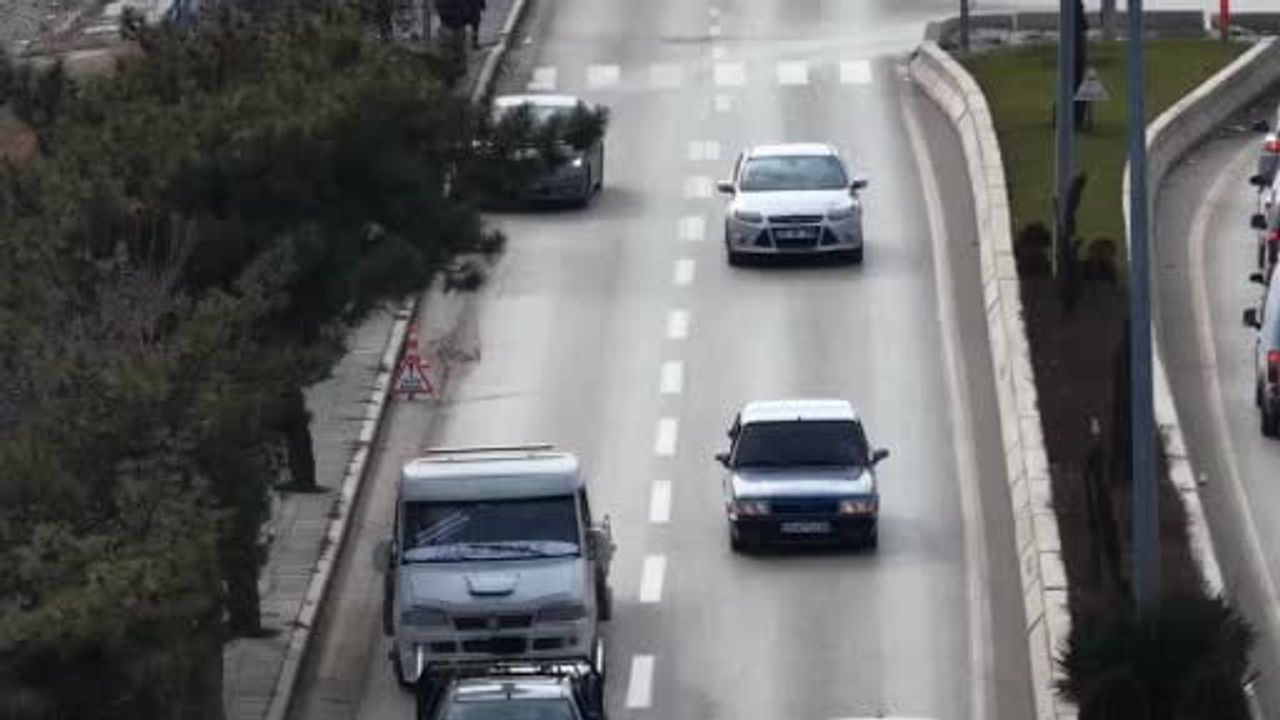 Kırıkkale'de dronla tespit edilen sürücüye 3 bin 965 lira ceza