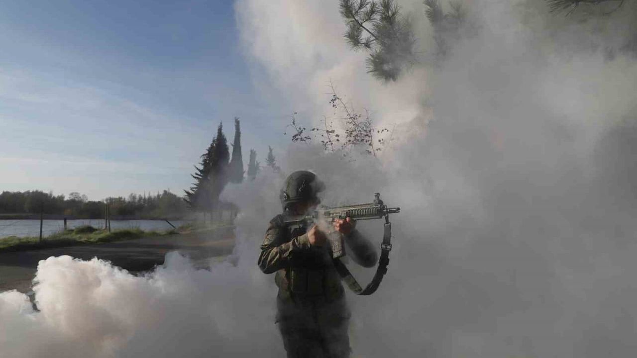 Kırklareli’de Orgeneral Muhittin Önür Göleti’nde 'Durgun Sulardan Geçiş' eğitimi yapıldı