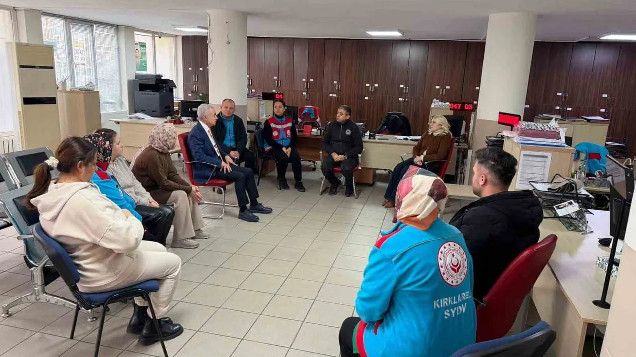 Kırklareli Valisi Uğur Turan: Zamanında ve Etkin Yardımlar Toplumsal Dayanışmayı Güçlendirir