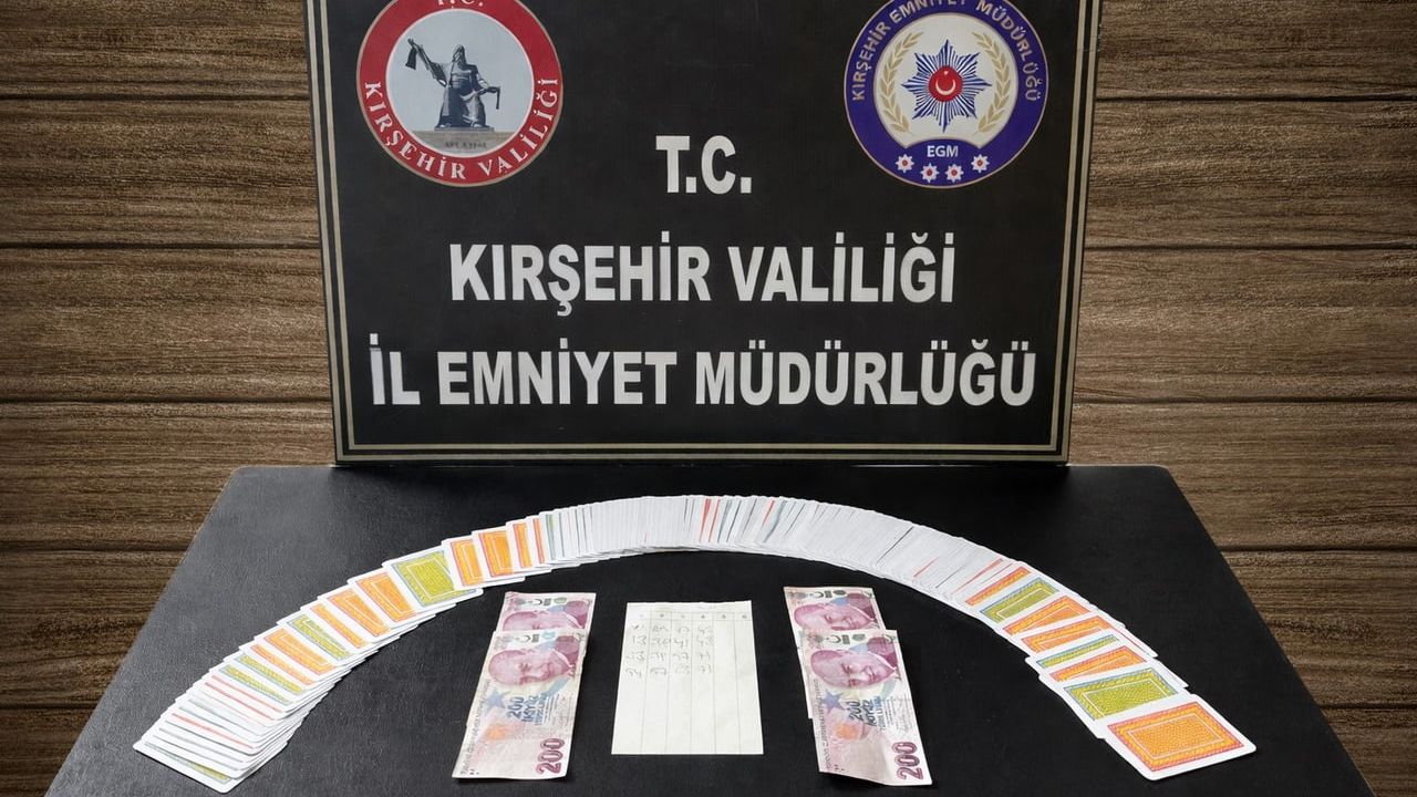 Kırşehir’de kahvehanede kumar operasyonu: 4 kişiye idari para cezası uygulandı
