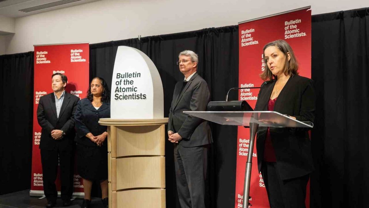 Kıyamet Günü Saati gece yarısına 85 saniye kala güncellendi