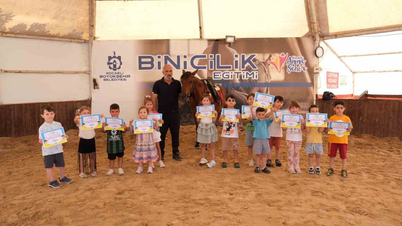 Kocaeli Büyükşehir Belediyesi 2025'te 6 bin 789 çocuğa ücretsiz binicilik eğitimi verdi