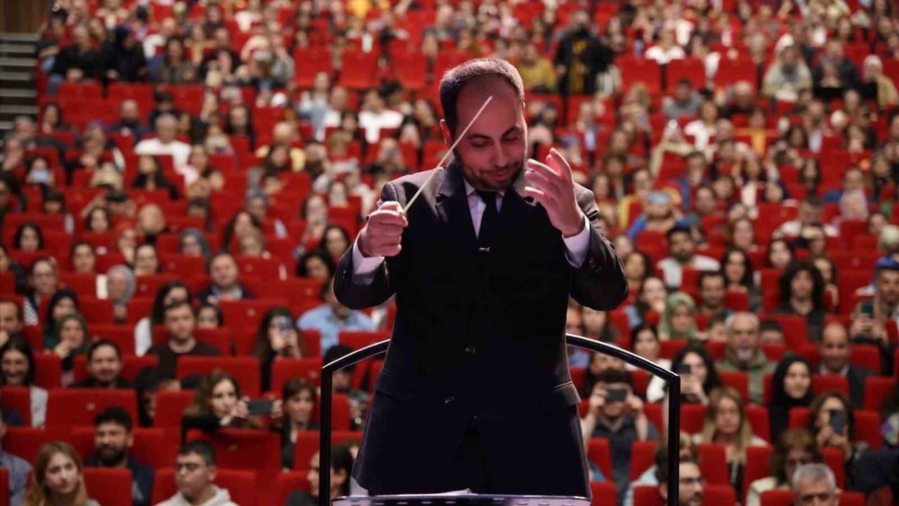 Kocaeli Büyükşehir Belediyesi Konservatuvarı Oda Orkestrası yeni üyelerini arıyor