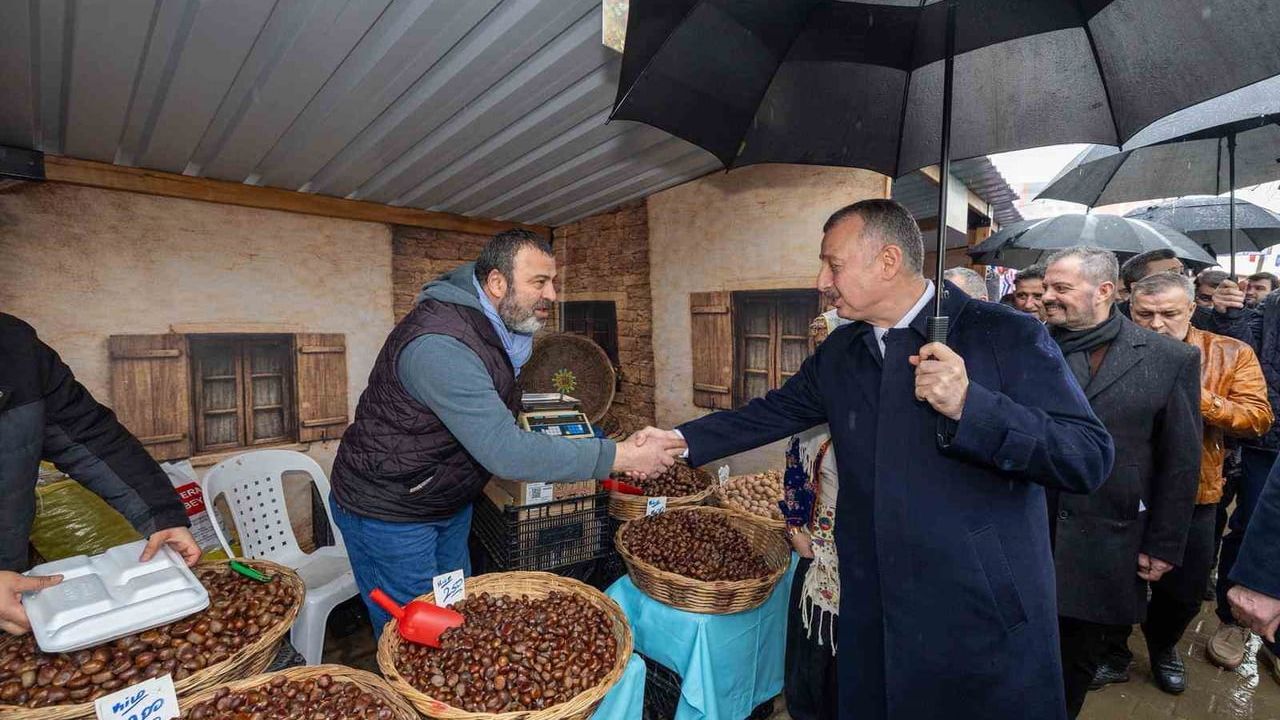 Kocaeli'de 200 yıllık 'imece' geleneği: 5. Geleneksel Kaz Bayramı İzmit Eseler Köyü'nde kutlandı