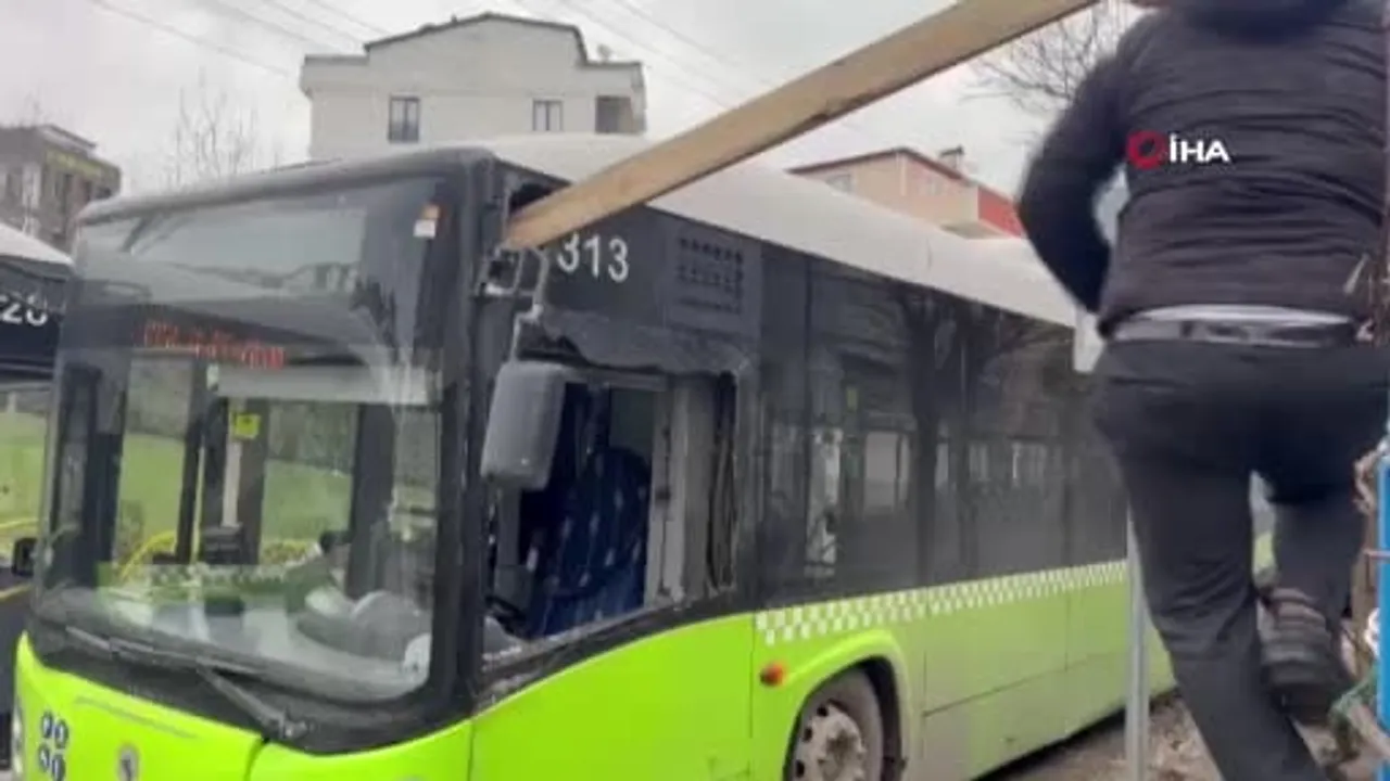 Kocaeli Hereke Cumhuriyet Mahallesi'nde kuvvetli rüzgar: 186 evin çatısı hasar gördü