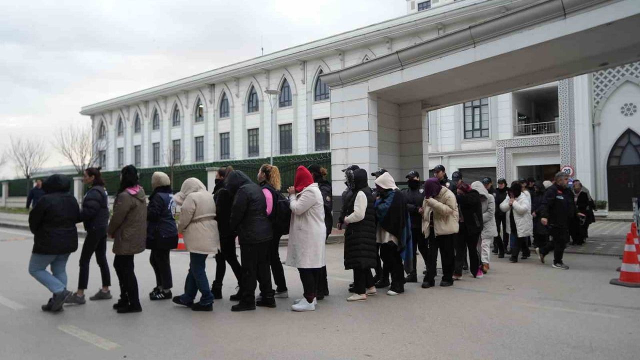 Kocaeli merkezli yasa dışı bahis operasyonunda 24 tutuklama — Yapay zeka ile sahte profiller kullanımı