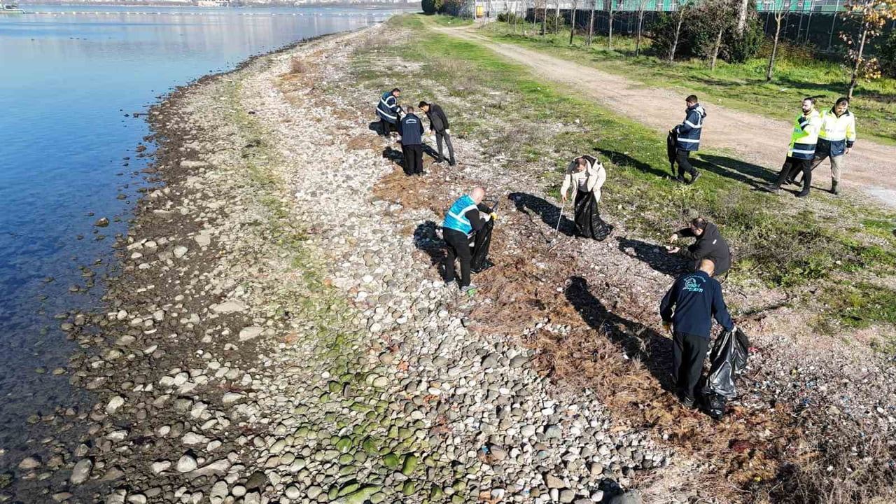 Kocaeli'nin 'Mavi Takım'ı 2025'te 16 bin 735 kilogram atık topladı