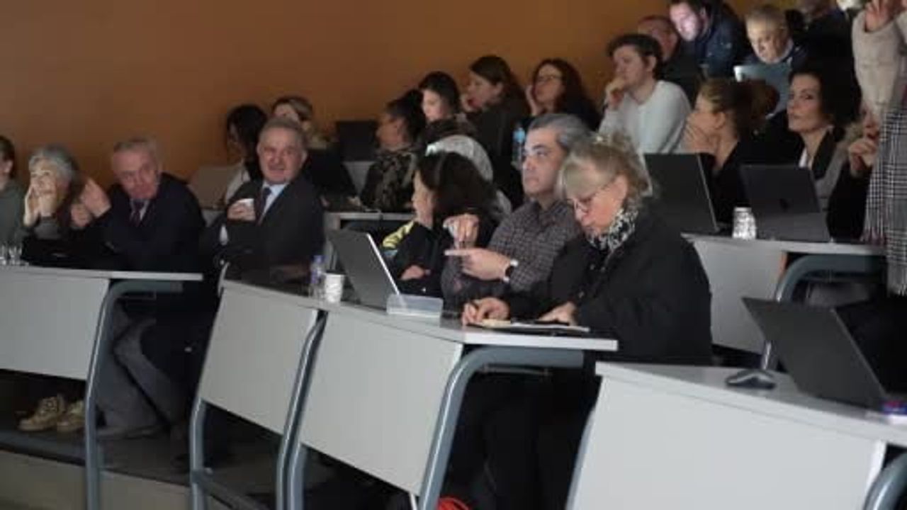 Kocaeli Sağlık ve Teknoloji Üniversitesi'nden Türkiye'nin ilk Yapay Zeka Destekli Öğrenci Başarı Analizi Sistemi