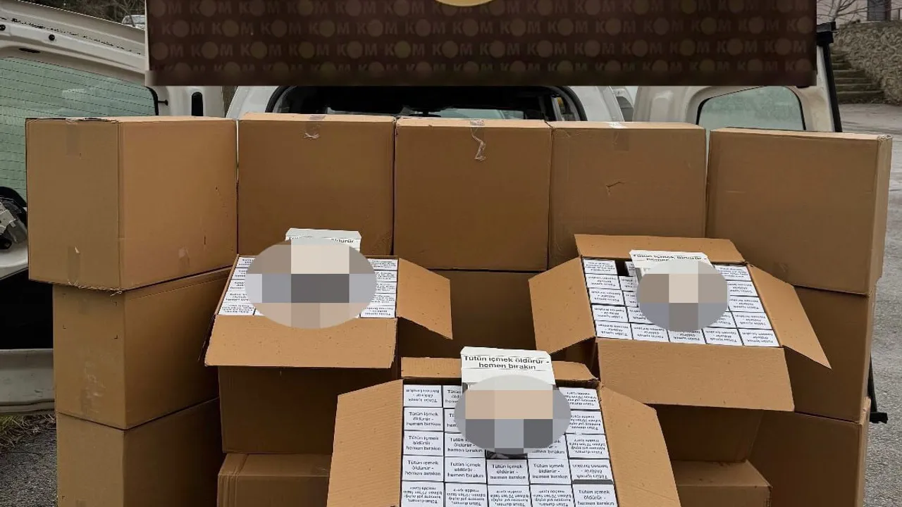 Kocaeli TEM Otoyolu'nda 300 bin boş makaron ele geçirildi