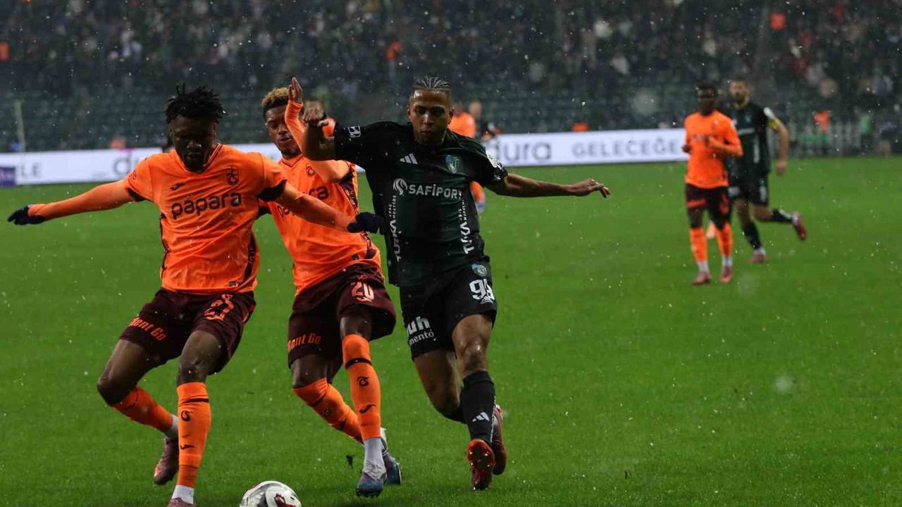 Kocaelispor 1-1 Trabzonspor — Trendyol Süper Lig 18. Hafta İlk Yarı Özeti